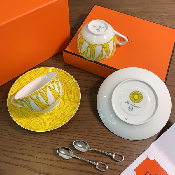 에르메스 해바라기 찻잔세트 [매장가 400만원대]