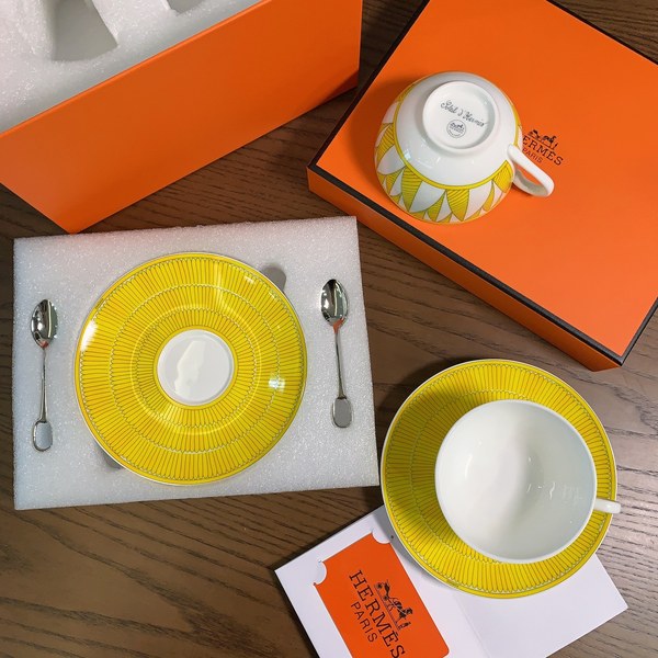 에르메스 해바라기 찻잔세트 [매장가 400만원대]