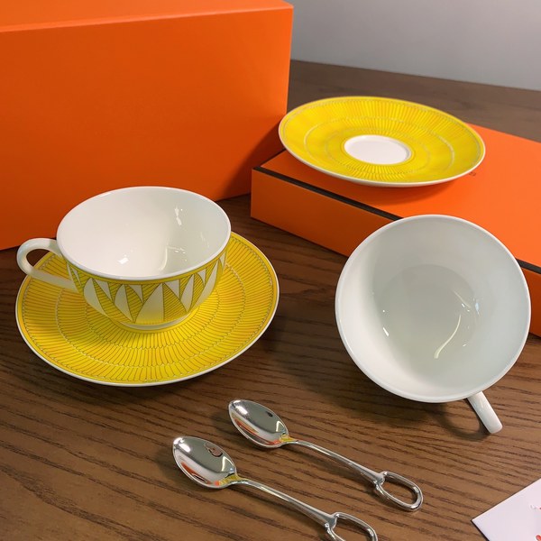 에르메스 해바라기 찻잔세트 [매장가 400만원대]