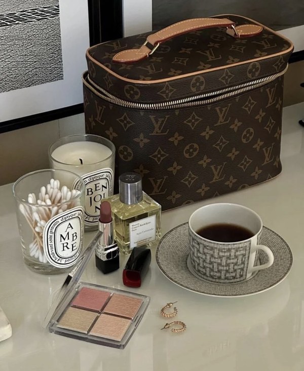 에르메스 플래티넘 모자이크 스몰 키트 커피 컵 세트 [매장가 400만원대]