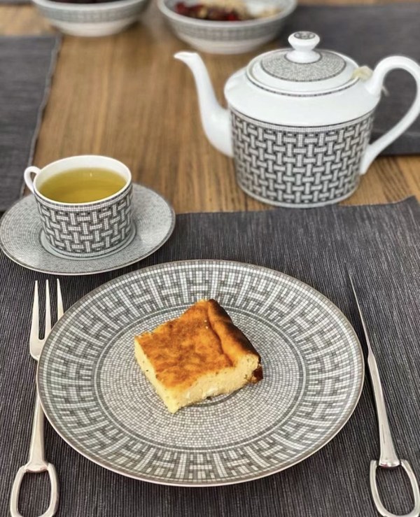 에르메스 플래티넘 모자이크 스몰 키트 커피 컵 세트 [매장가 400만원대]