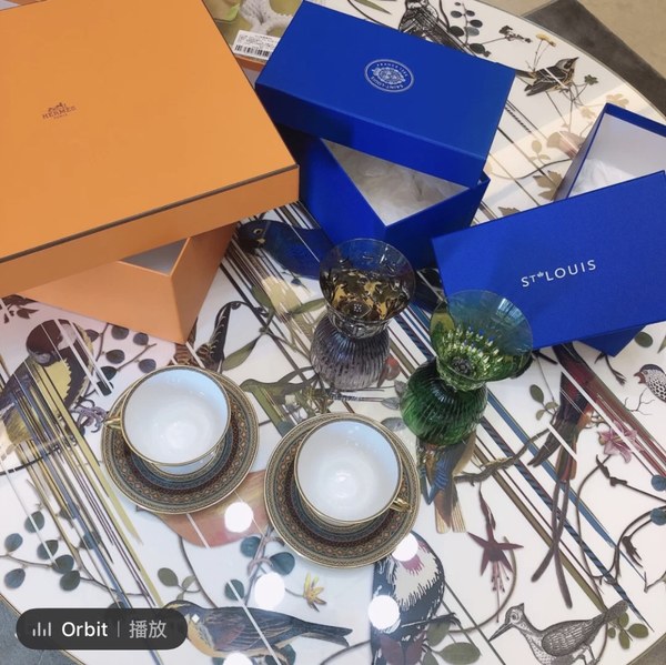 에르메스 클래식 동양의 말 시리즈 찻잔세트 [매장가 400만원대]