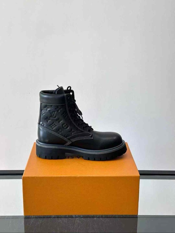 루이비통 2025 레인저 앵클 부츠 신발