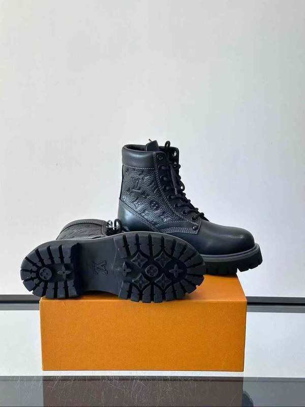 루이비통 2025 레인저 앵클 부츠 신발