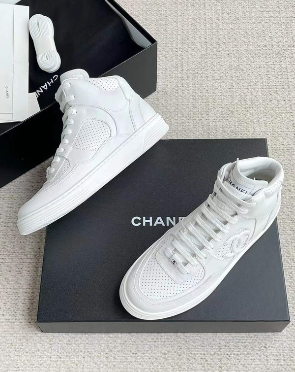 샤넬 2025 샤넬 CC로고 샤포스 하이탑 스니커즈 화이트 컬러