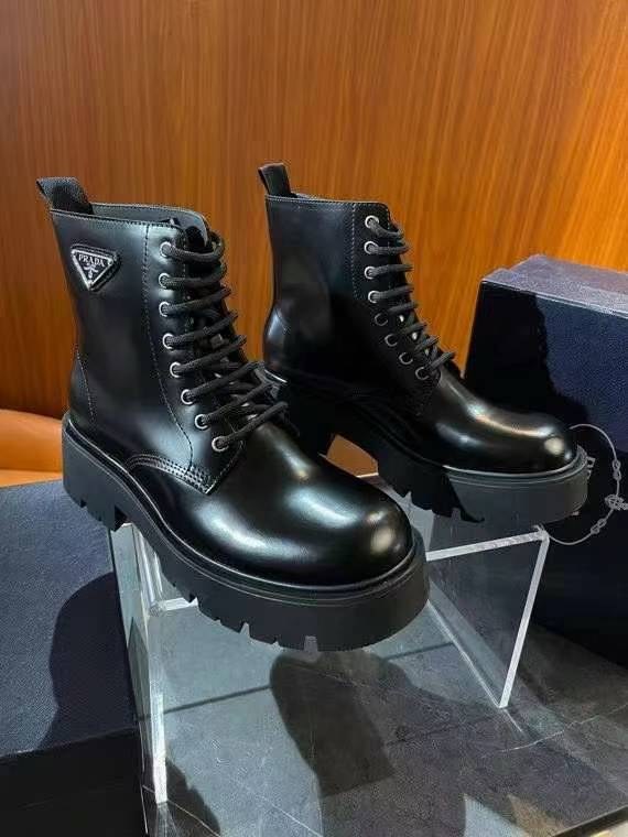 프라다 2024 스틸사피아노 와펜 청키솔 부츠 하이탑 신발