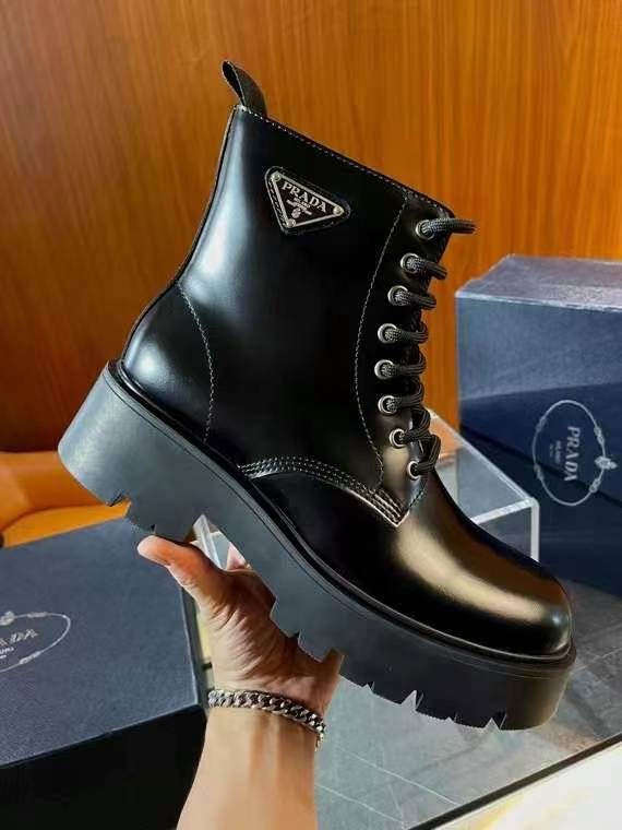 프라다 2024 스틸사피아노 와펜 청키솔 부츠 하이탑 신발