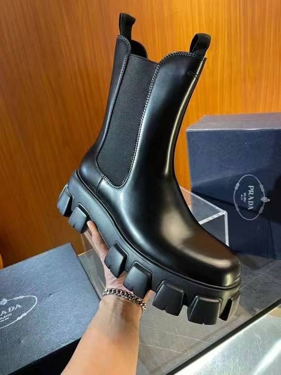 프라다 2024 브러쉬드솔 첼시 부츠 신발