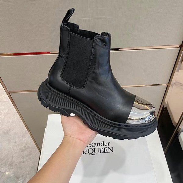 알렉산더맥퀸 2022 트레드솔 스틸토 첼시 부츠