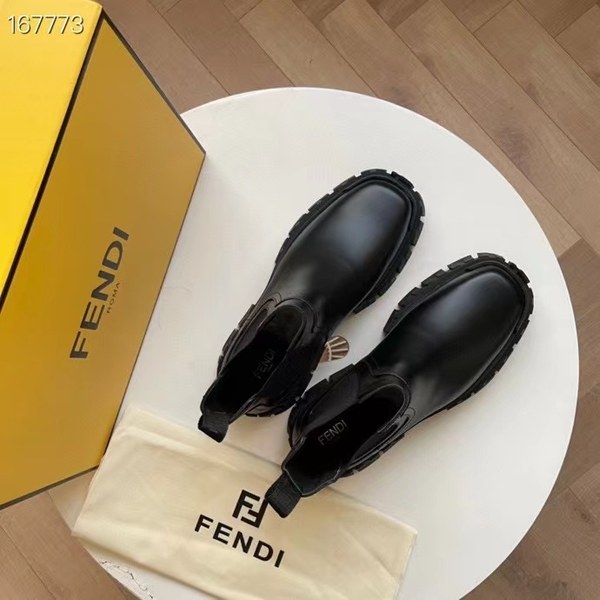 펜디 2021 포스FF 청키솔 첼시 부츠