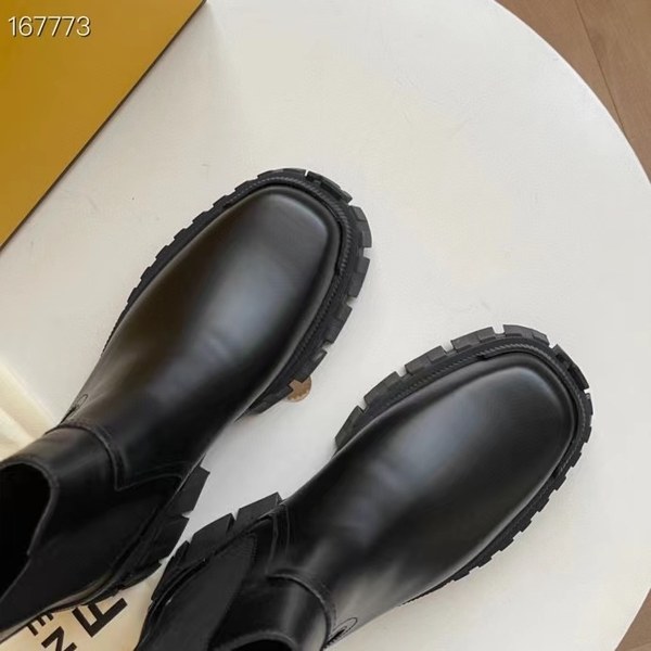 펜디 2021 포스FF 청키솔 첼시 부츠