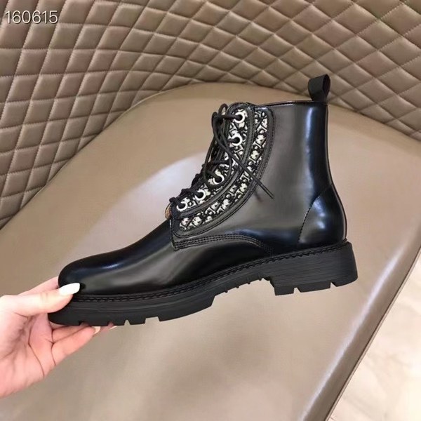 디올 2021 익스플로러 2 레이스 앵클 부츠