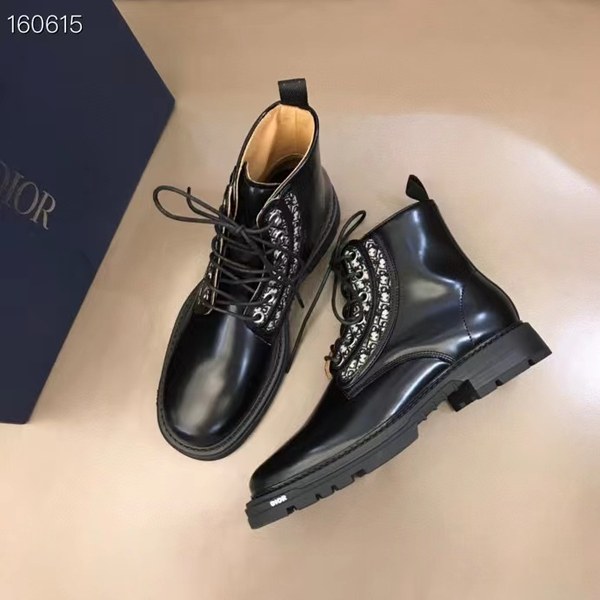 디올 2021 익스플로러 2 레이스 앵클 부츠