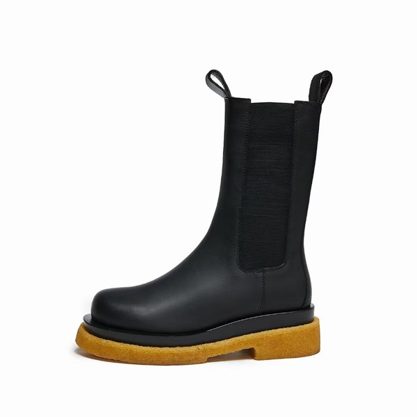 보테가베네타 2021 러그  부츠 블랙&러버 컬러