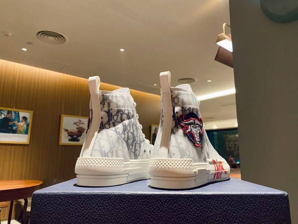 디올 2021 b23 오블리크 카우 하이탑 스니커즈