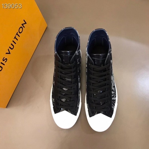 루이비통 2020 모노그램 카모플라쥬 하이탑 스니커즈