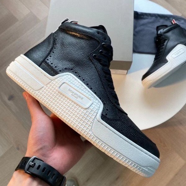 톰브라운 2020 베스킷볼 하이탑 슈즈