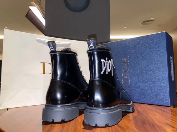 디올 2020 사이드로고 컴뱃 부츠