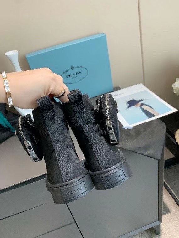 프라다 2020 휠 리나일론 하이탑 스니커즈