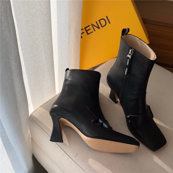 펜디 부츠 굽높이6.5CM F1055-1 (220,255사이즈 주문제작)