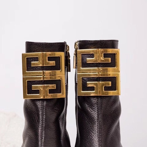 지방시 숏부츠 블랙 (양가죽)