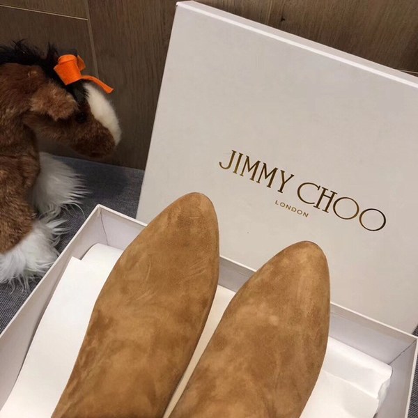 지미추 부츠 브라운