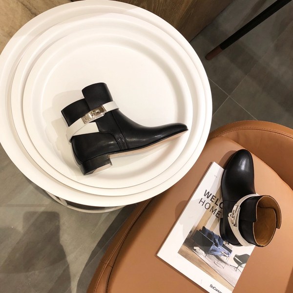 에르메스 부츠 (250사이즈 주문제작)