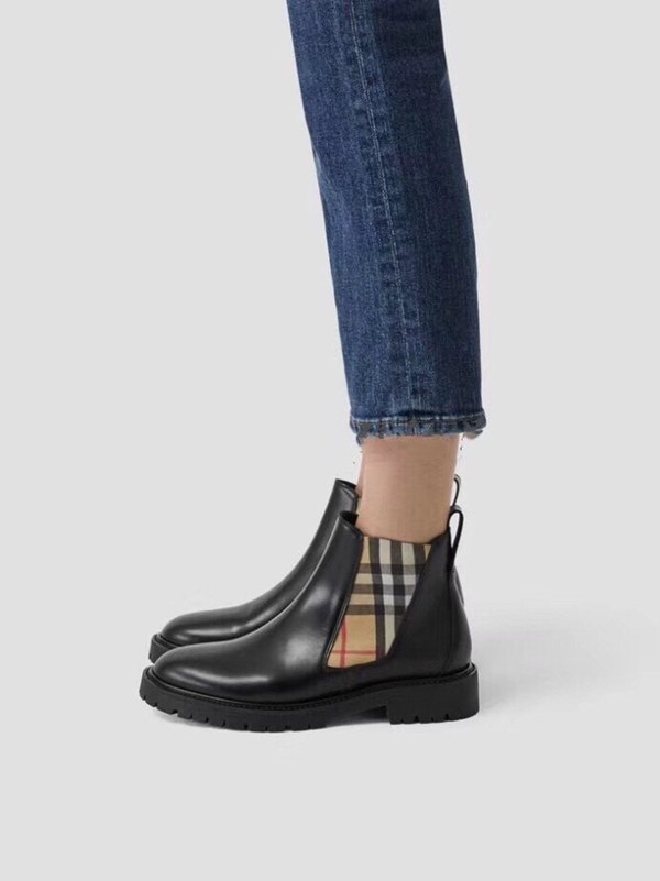 버버리 첼시부츠