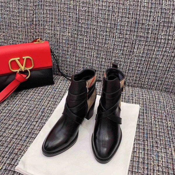 버버리 앵글부츠 6.5cm