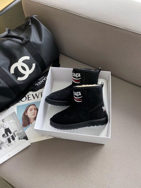 발렌시아가 부츠