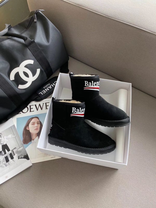 발렌시아가 부츠