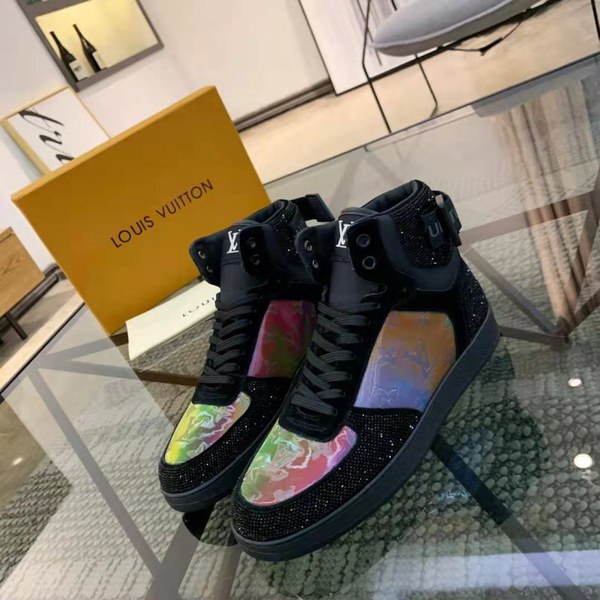 루이비통 하이탑 스니커즈