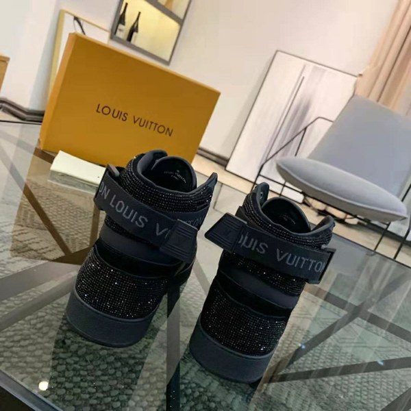 루이비통 하이탑 스니커즈