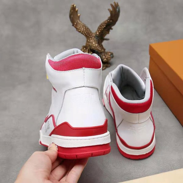 루이비통 하이탑 스니커즈