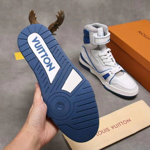 루이비통 하이탑 스니커즈