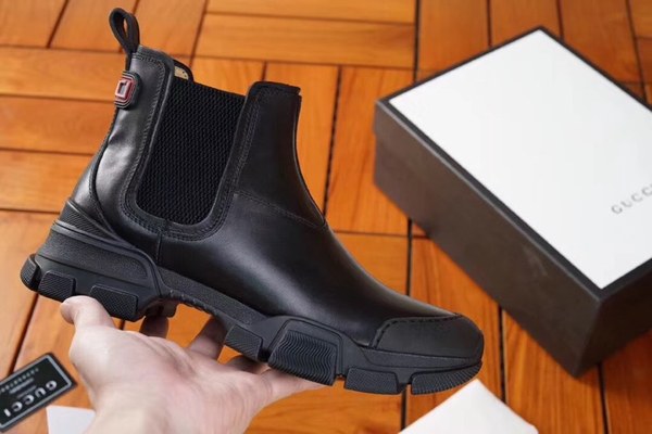 구찌 2020 플래시트랙 로고와펜 앵클부츠