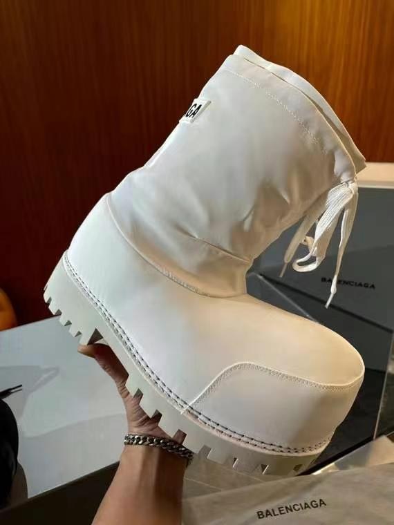 발렌시아가 2025 알레스카 부츠 신발