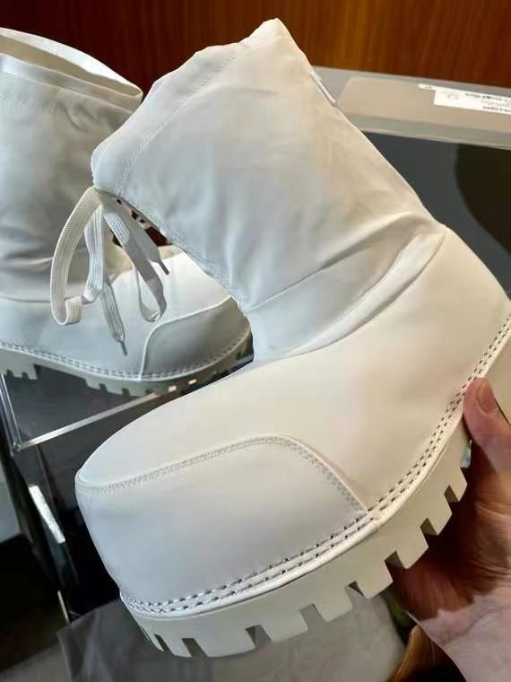 발렌시아가 2025 알레스카 부츠 신발