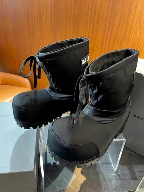 발렌시아가 2025 알레스카 부츠 신발