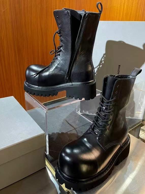 발렌시아가 2025 스톰퍼 부티 부츠 신발