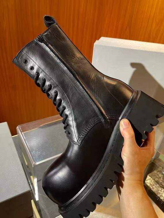 발렌시아가 2025 스톰퍼 부티 부츠 신발