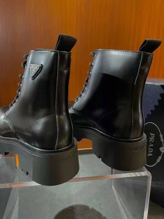 프라다 2024 스틸사피아노 와펜 청키솔 부츠 하이탑 신발