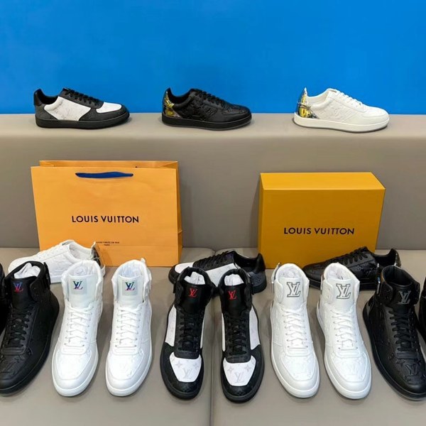 루이비통 2021 리볼리 스니커 부츠