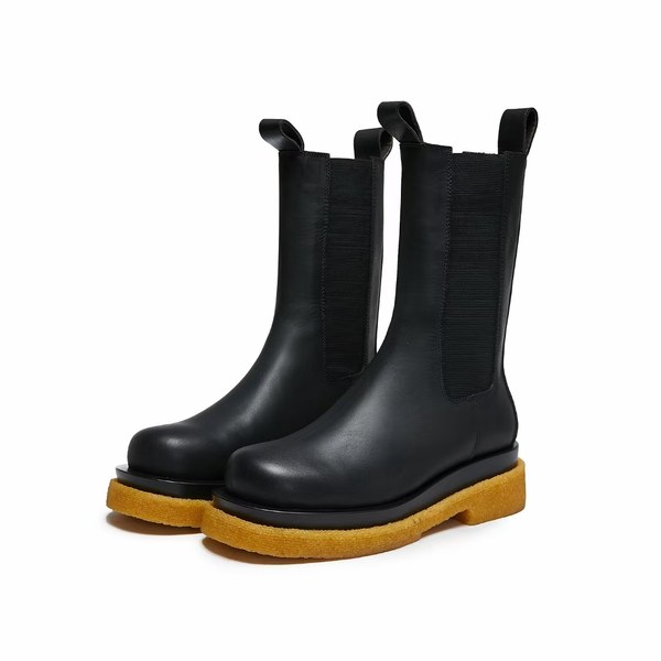 보테가베네타 2021 크레페솔 러그 첼시 부츠