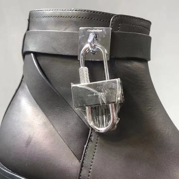 지방시 2021 블랙 패드락 부츠