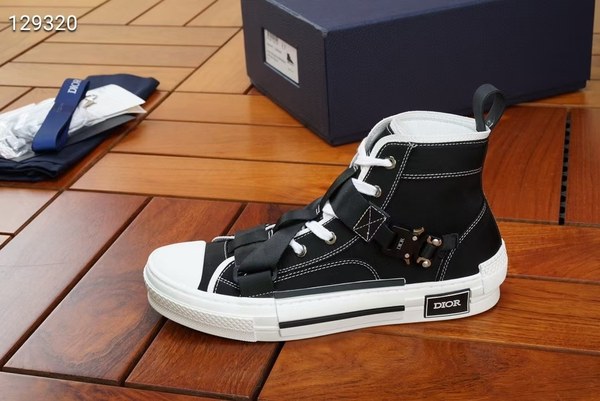 디올 2021 버클 스트랩 블랙 하이탑 스니커즈