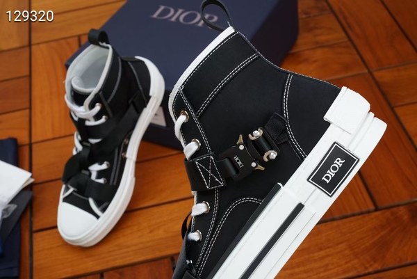 디올 2021 버클 스트랩 블랙 하이탑 스니커즈