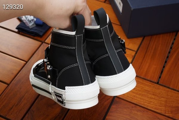 디올 2021 버클 스트랩 블랙 하이탑 스니커즈