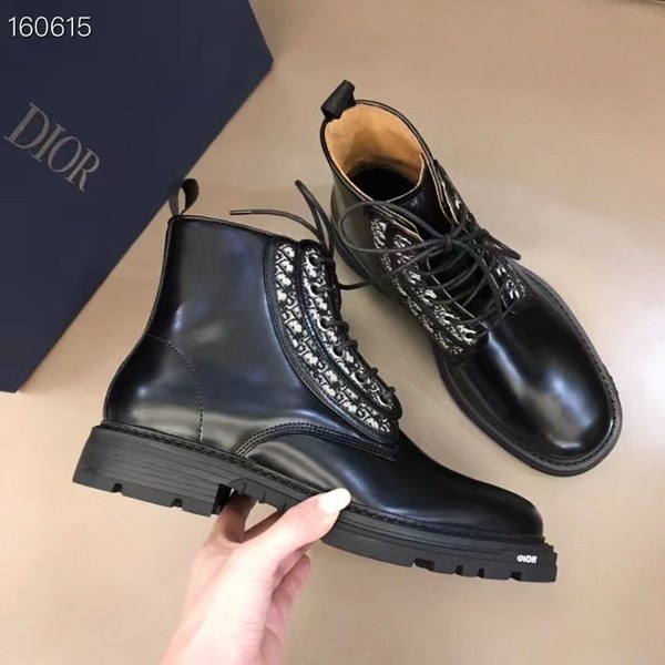 디올 2021 익스플로러 2 레이스 앵클 부츠