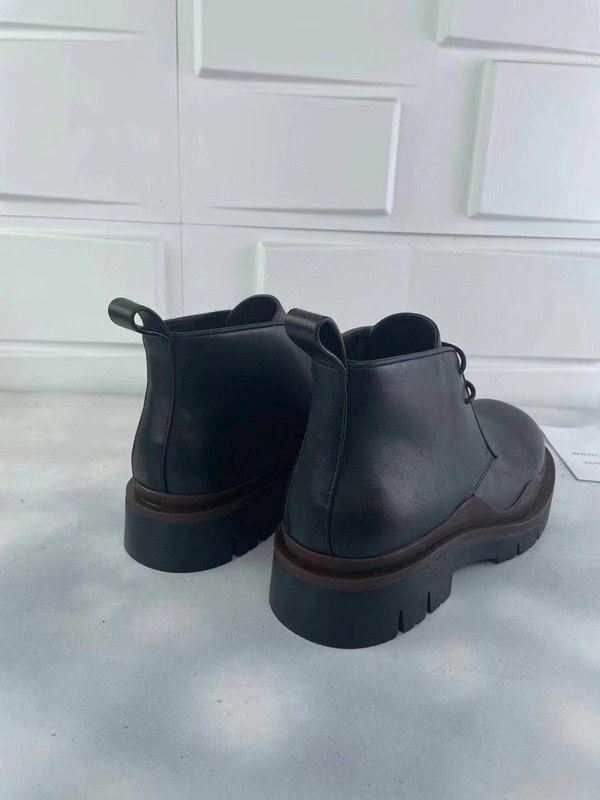 보테가베네타 2021 배색 타이어 부츠